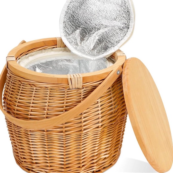 New! Chic insulated wicker picnic basket cooler with wooden lid and handle - Picture 6 of 6